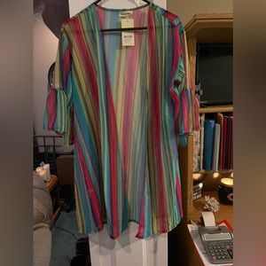 NWT Southern Stitch L-XL Multi-Colored Sheer Short Sleeved Kimono